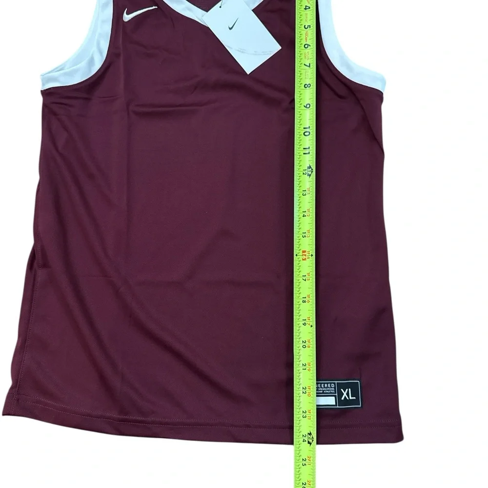 Nike Dri-Fit Nike Engineered Youth XL Maroon Tank Top NWTS Athletic Fit‎ Swoosh